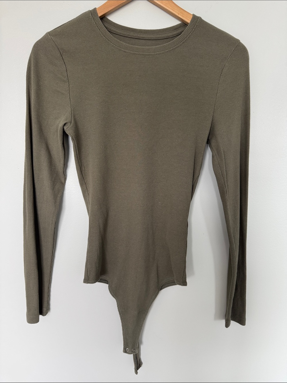 Abercrombie & Fitch Olive Ribbed Long-Sleeve Bodysuit Size Medium